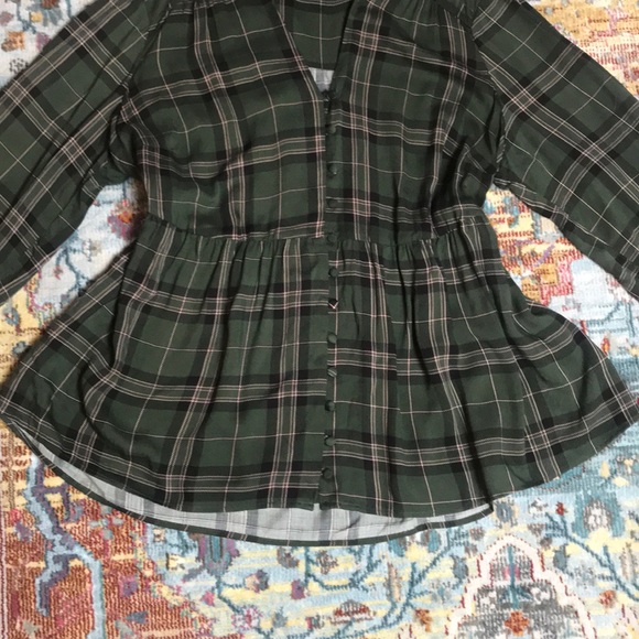 Torrid | Plaid Button Up Top Size 1 - Picture 2 of 7